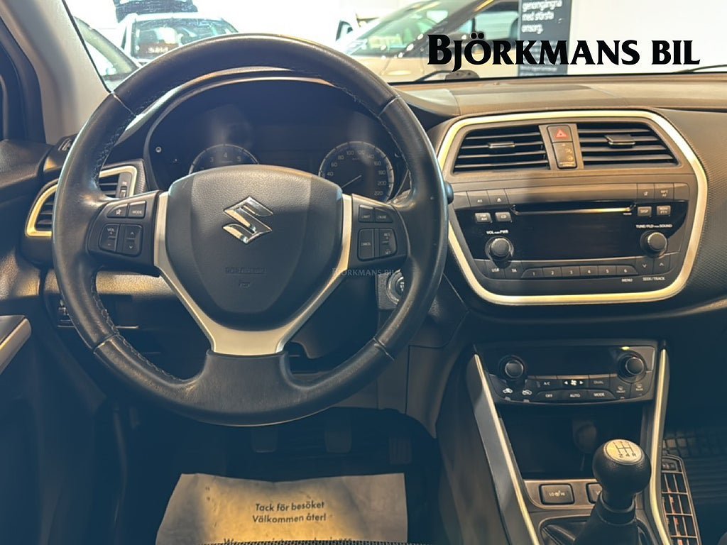 Vehicle Image 7
