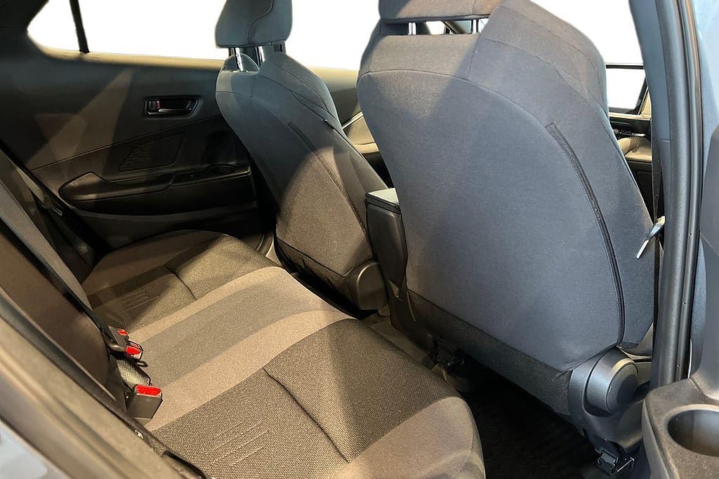 Vehicle Image 9