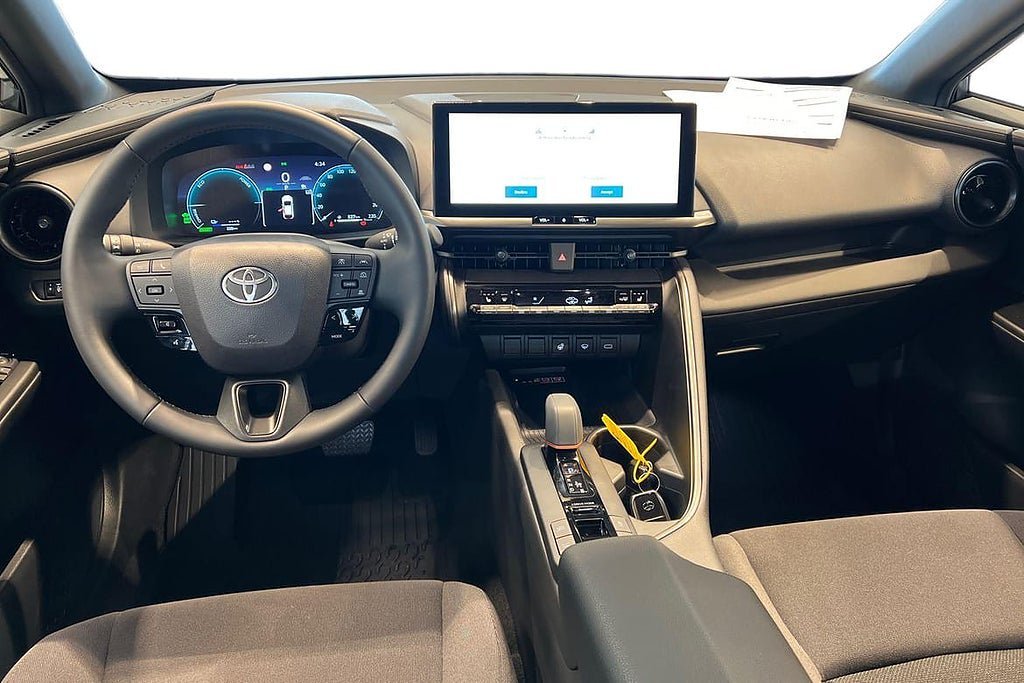 Vehicle Image 10