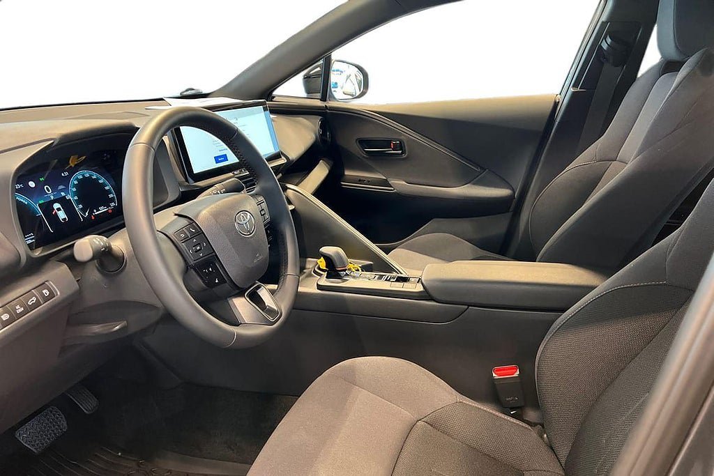 Vehicle Image 14