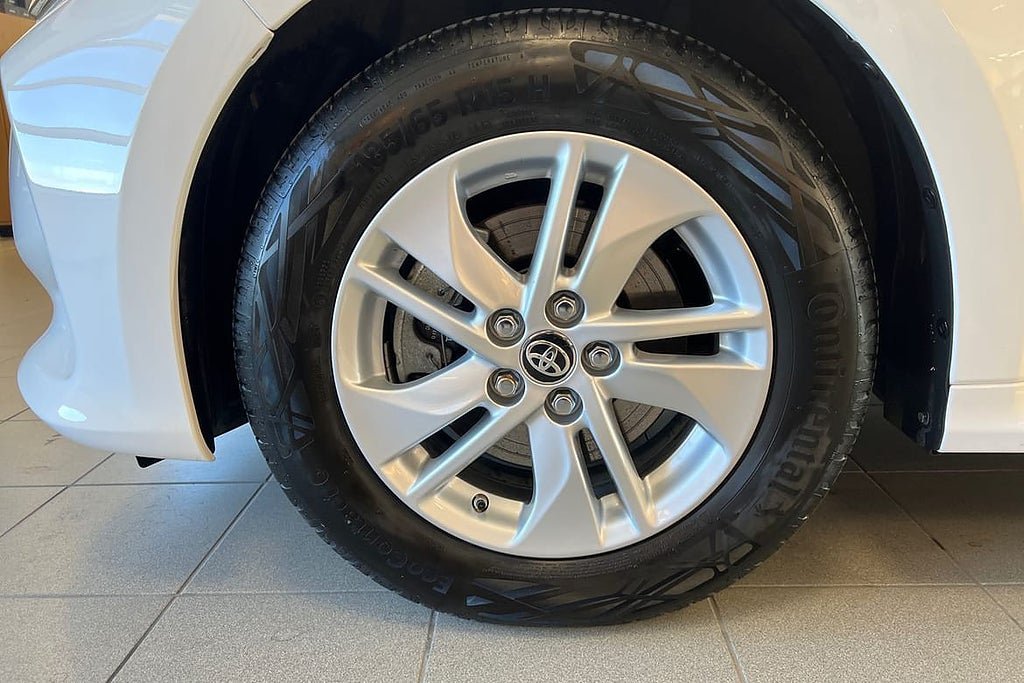 Vehicle Image 18