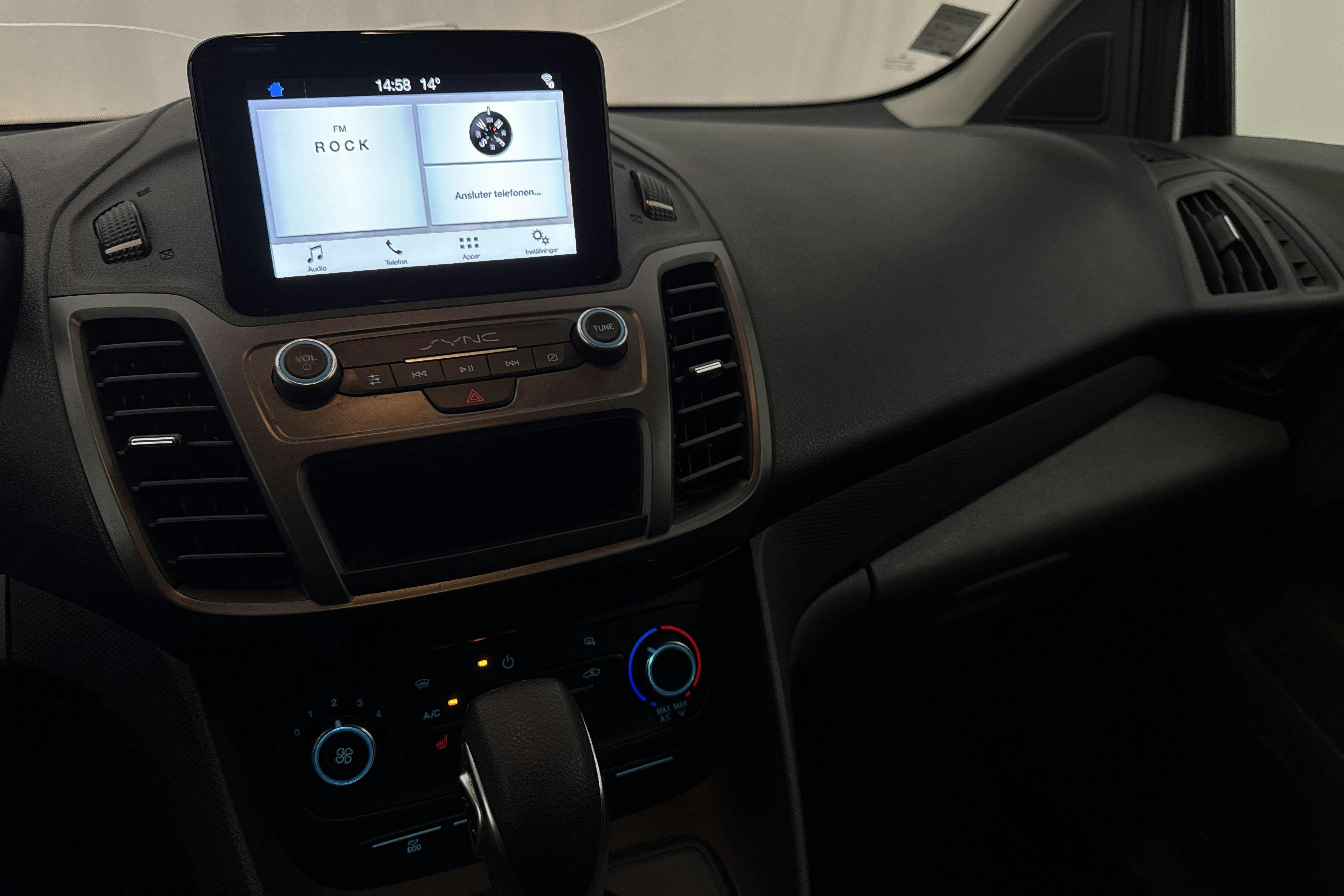 Vehicle Image 13