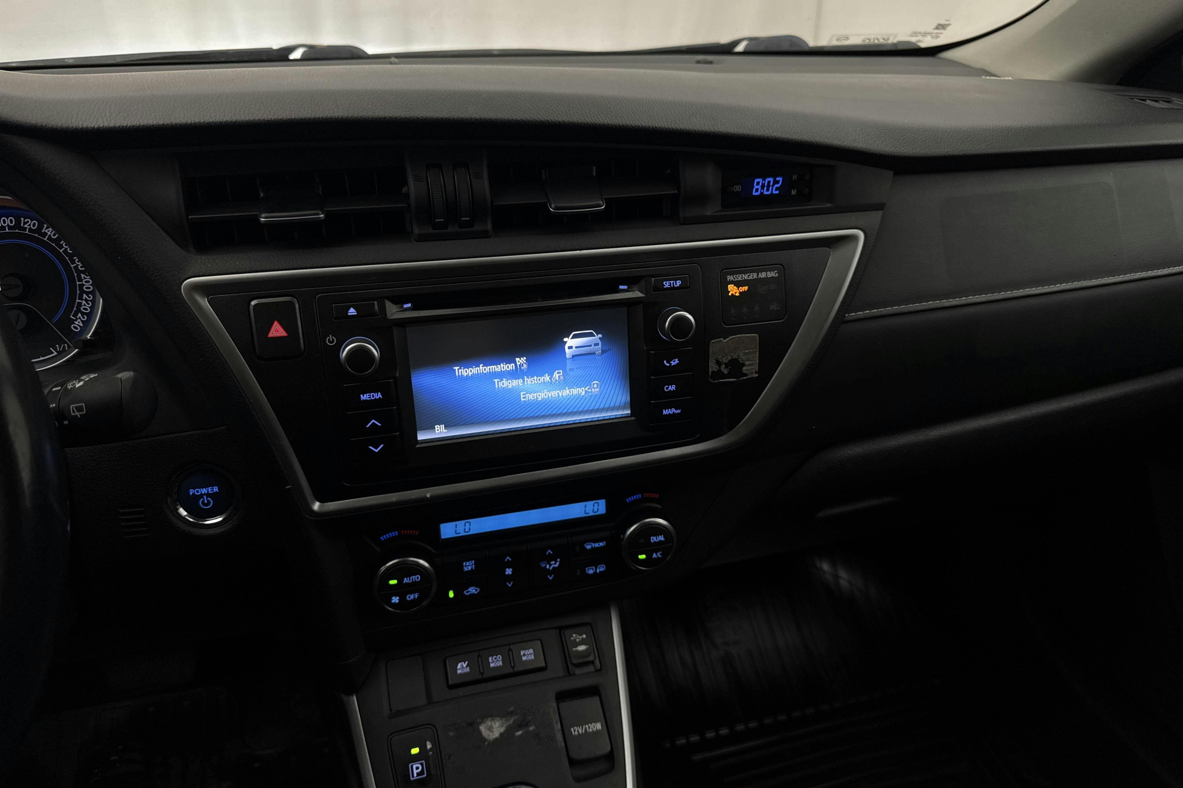 Vehicle Image 12