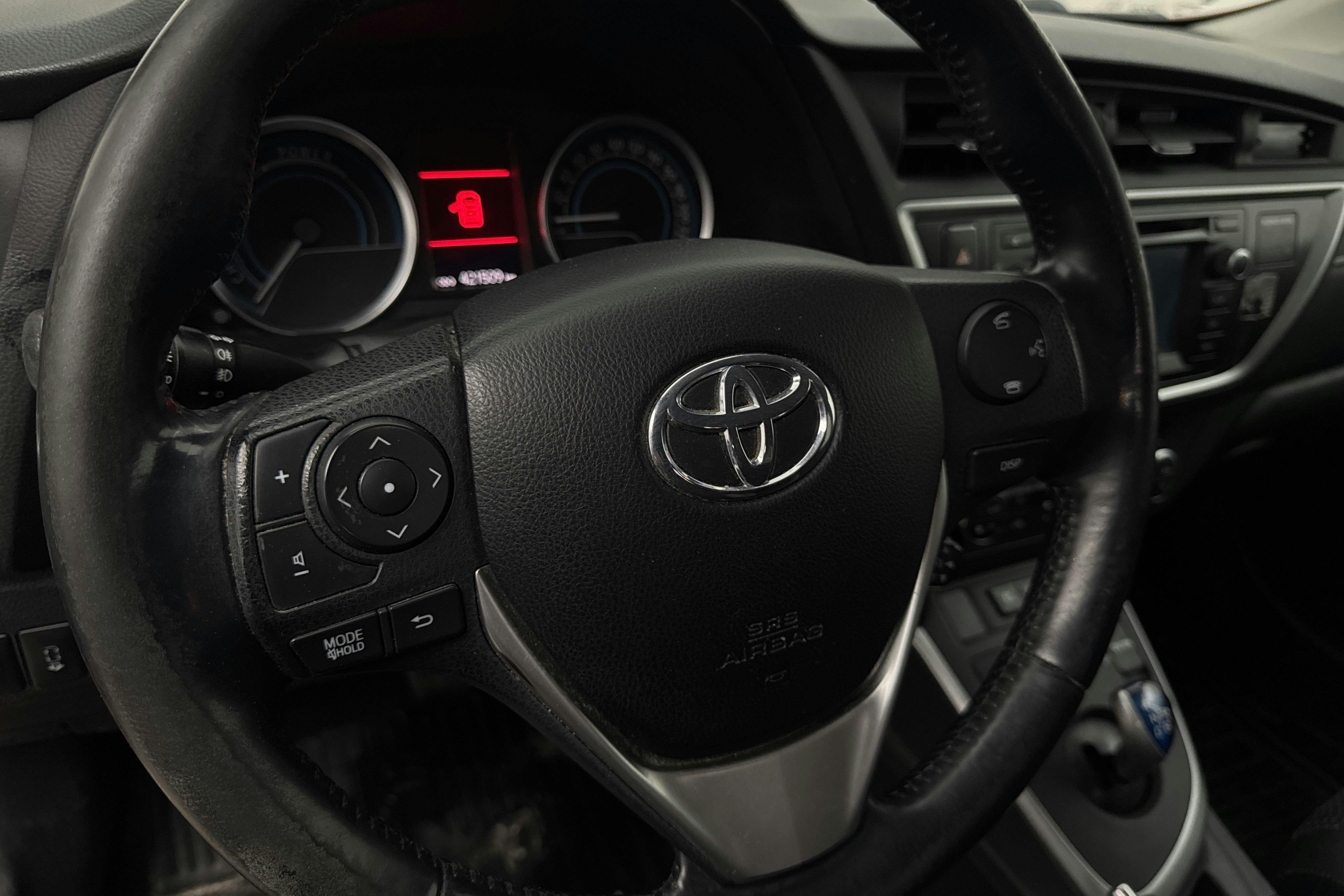 Vehicle Image 15