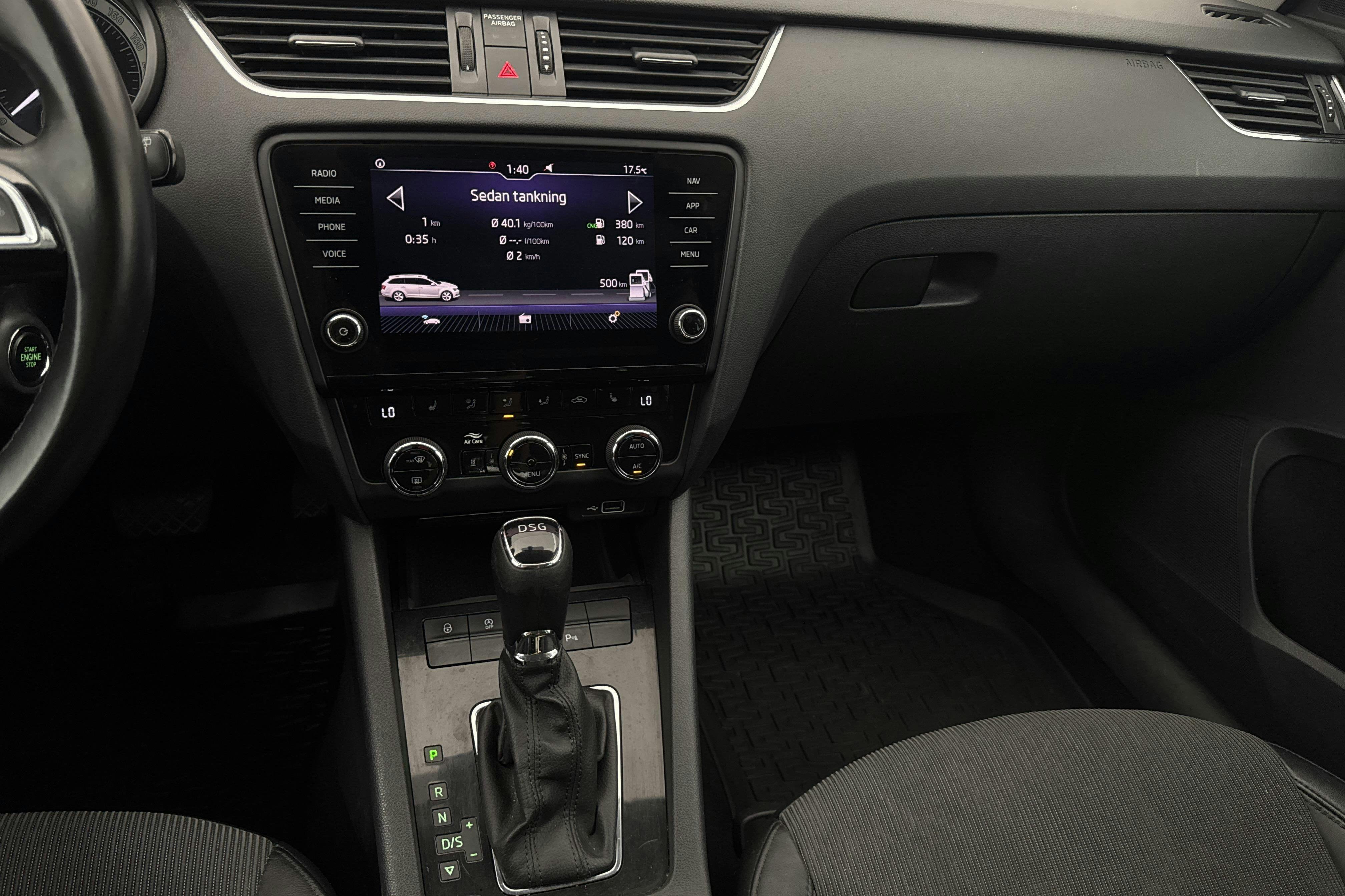 Vehicle Image 17