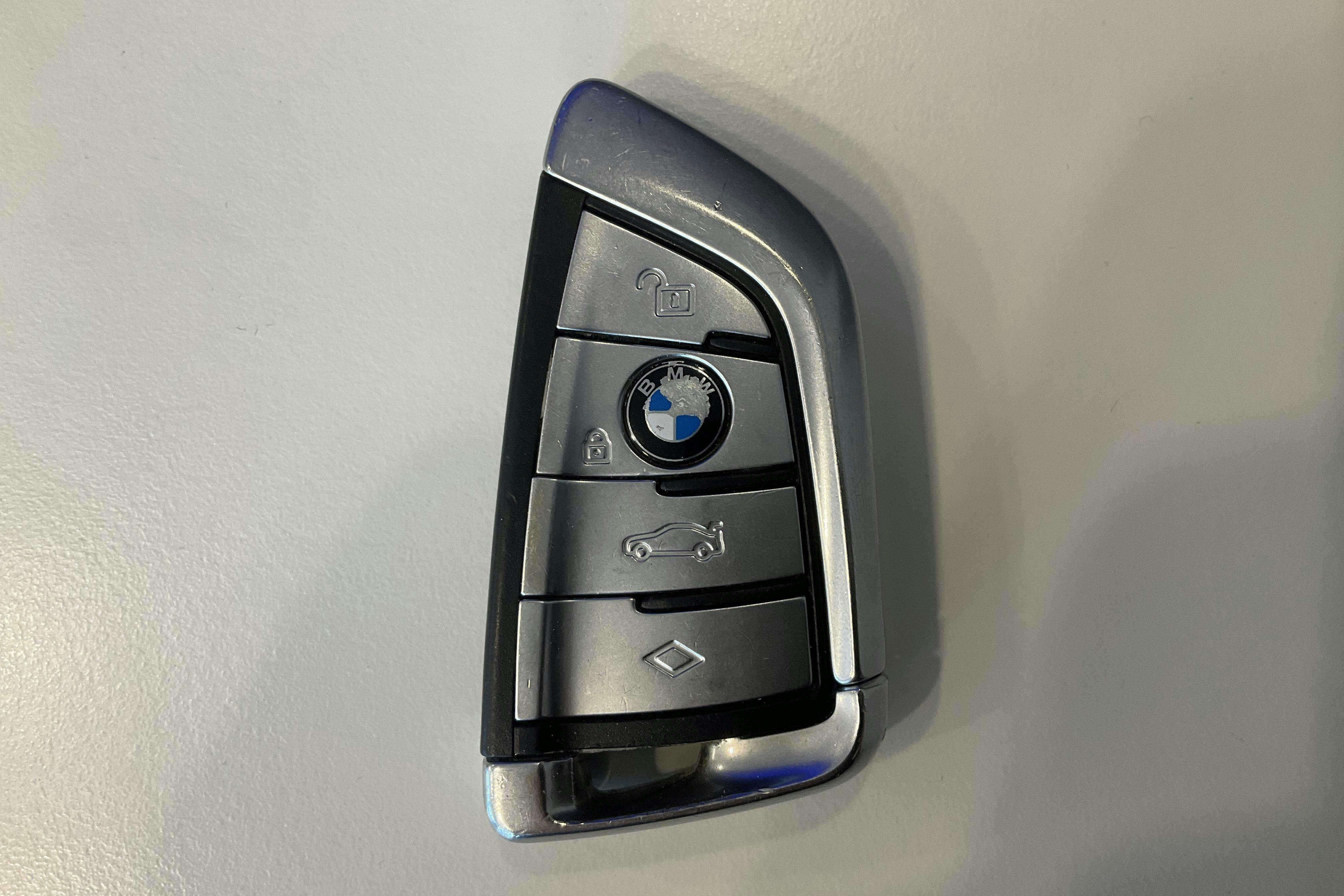 Vehicle Image 21