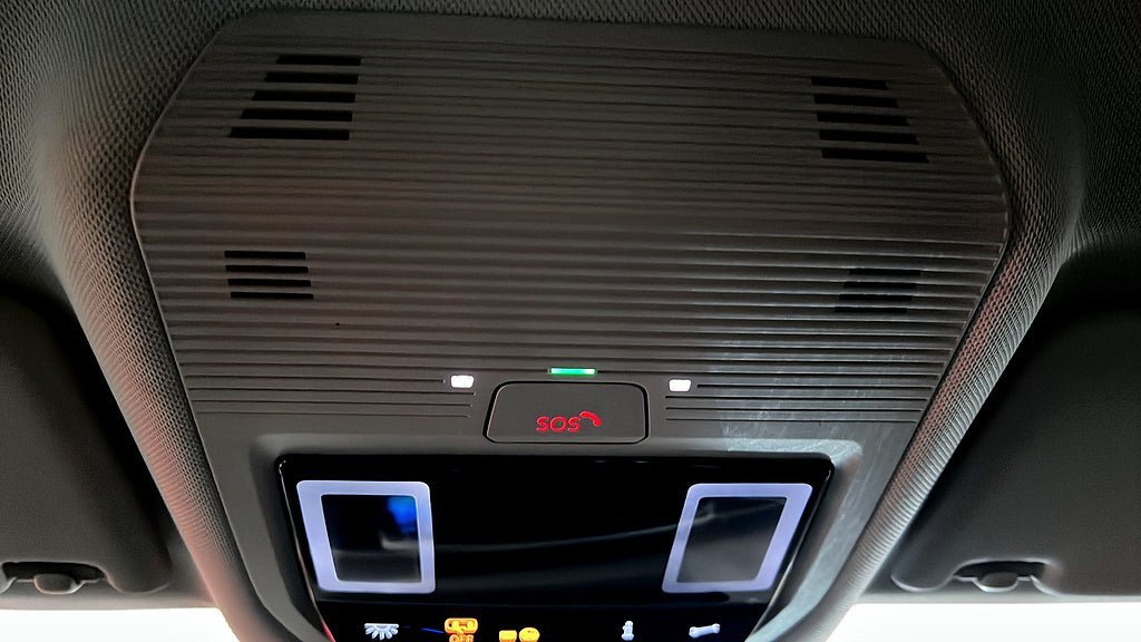 Vehicle Image 24