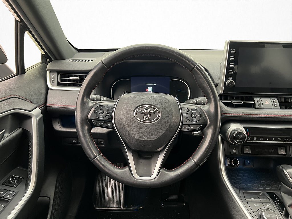 Vehicle Image 14
