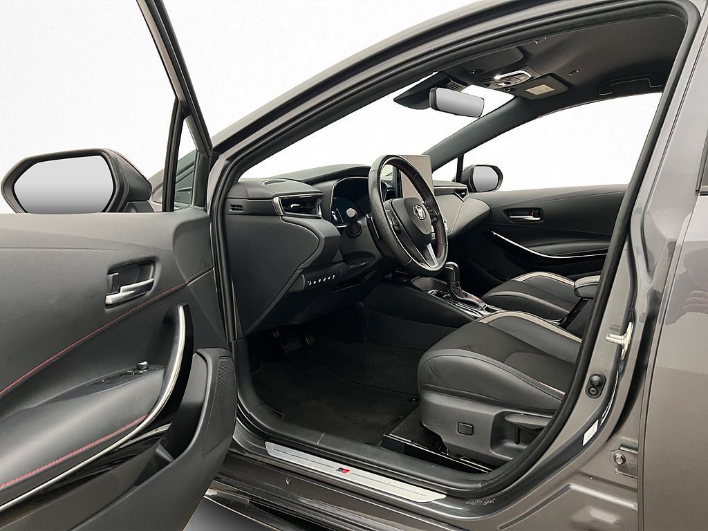 Vehicle Image 15