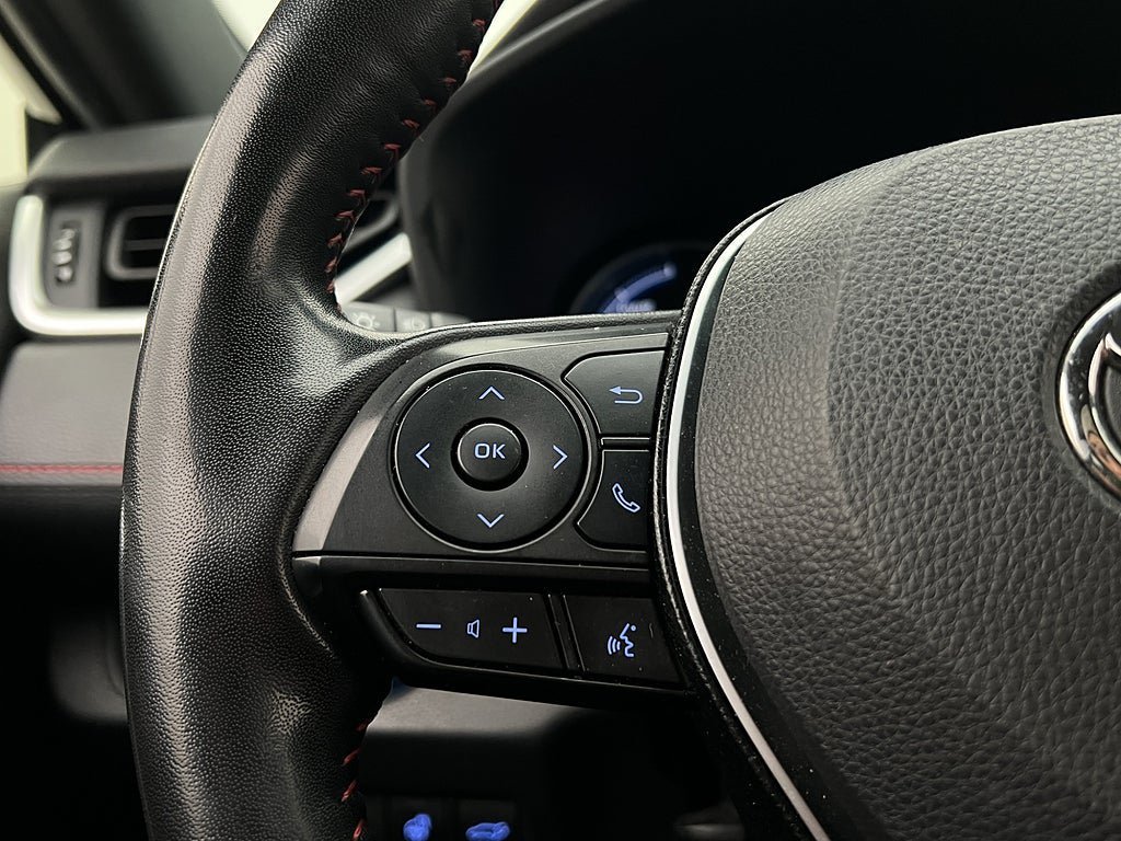 Vehicle Image 22