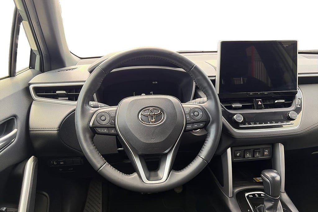 Vehicle Image 9