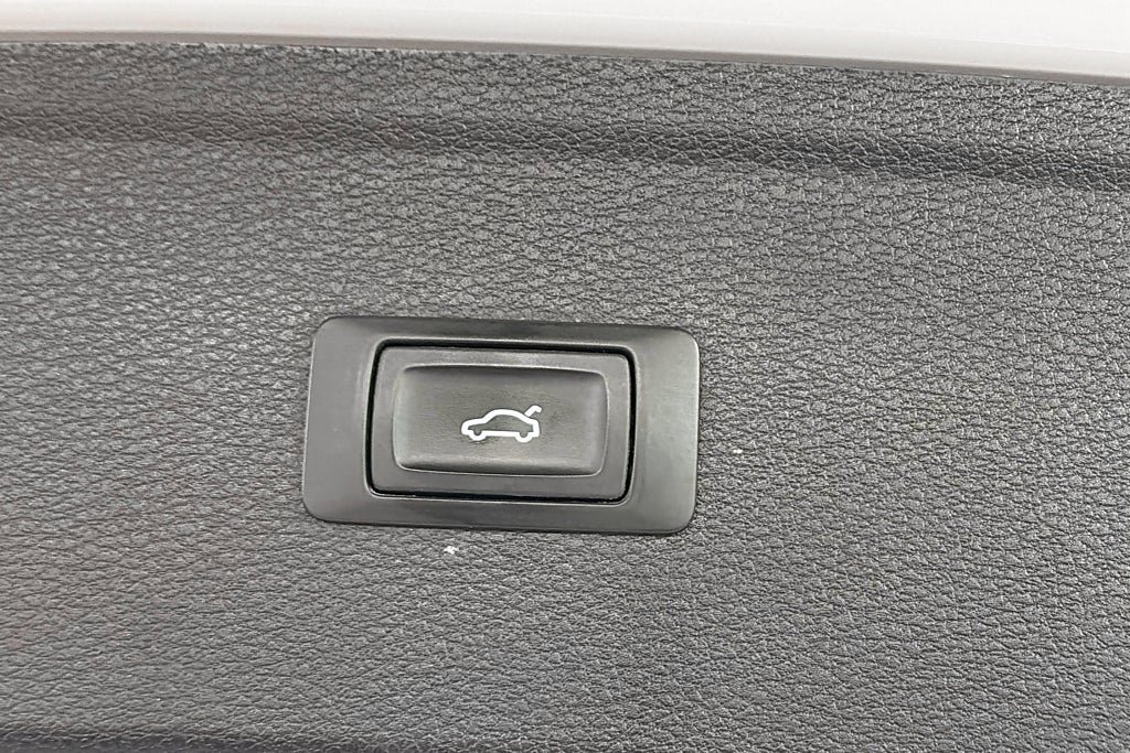 Vehicle Image 29