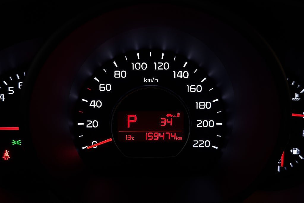 Vehicle Image 12