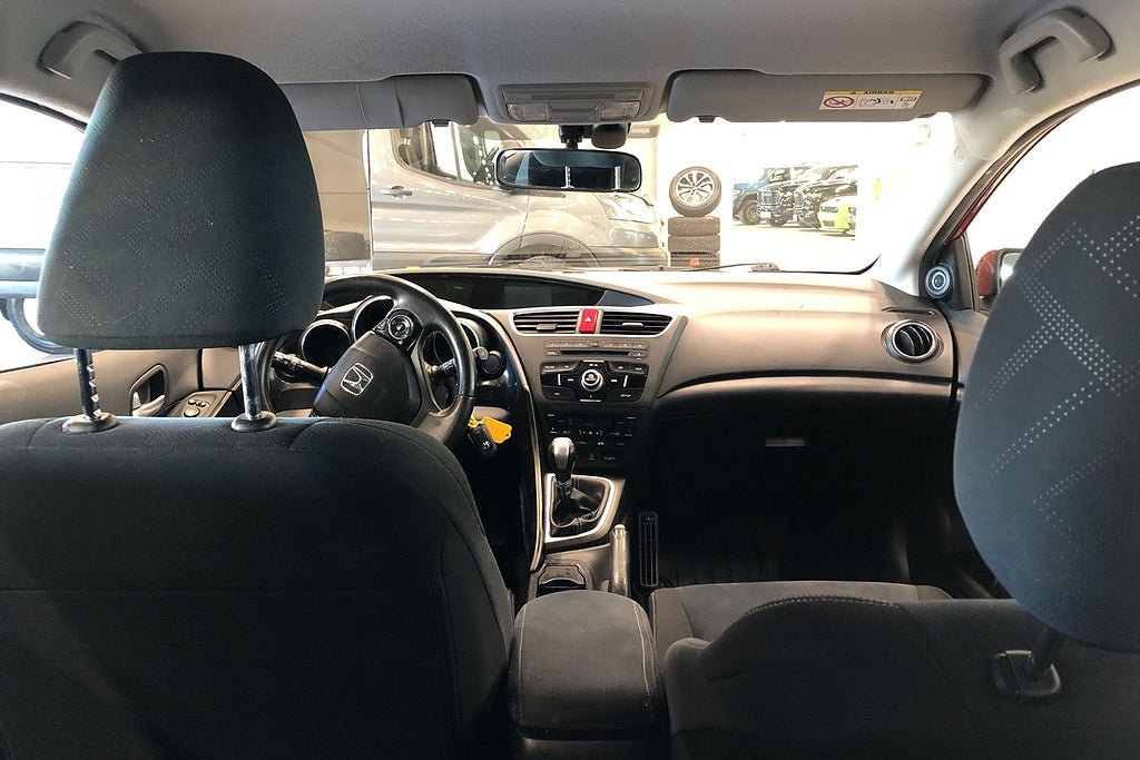 Vehicle Image 7