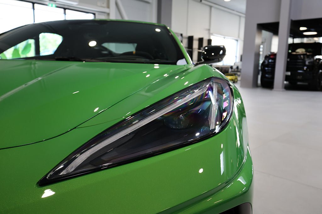 Vehicle Image 6