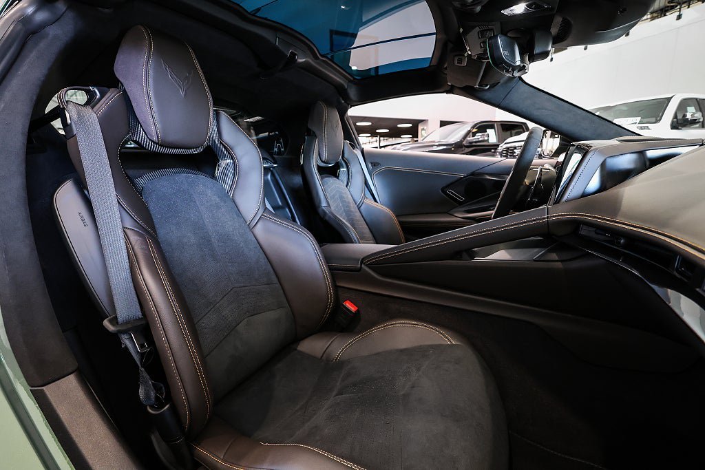 Vehicle Image 21