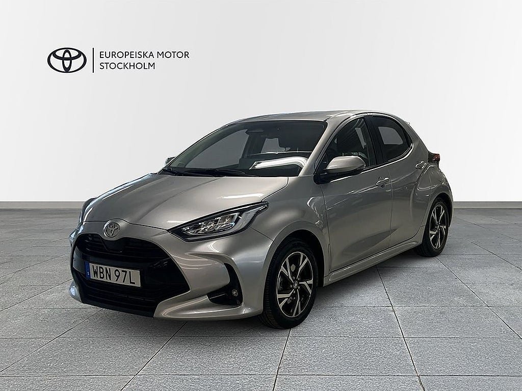 Vehicle Image 1