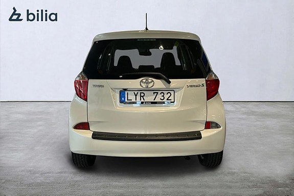Vehicle Image 7