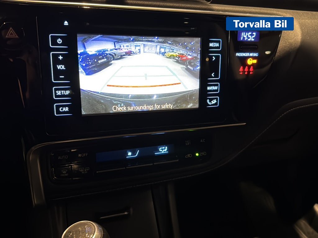 Vehicle Image 12
