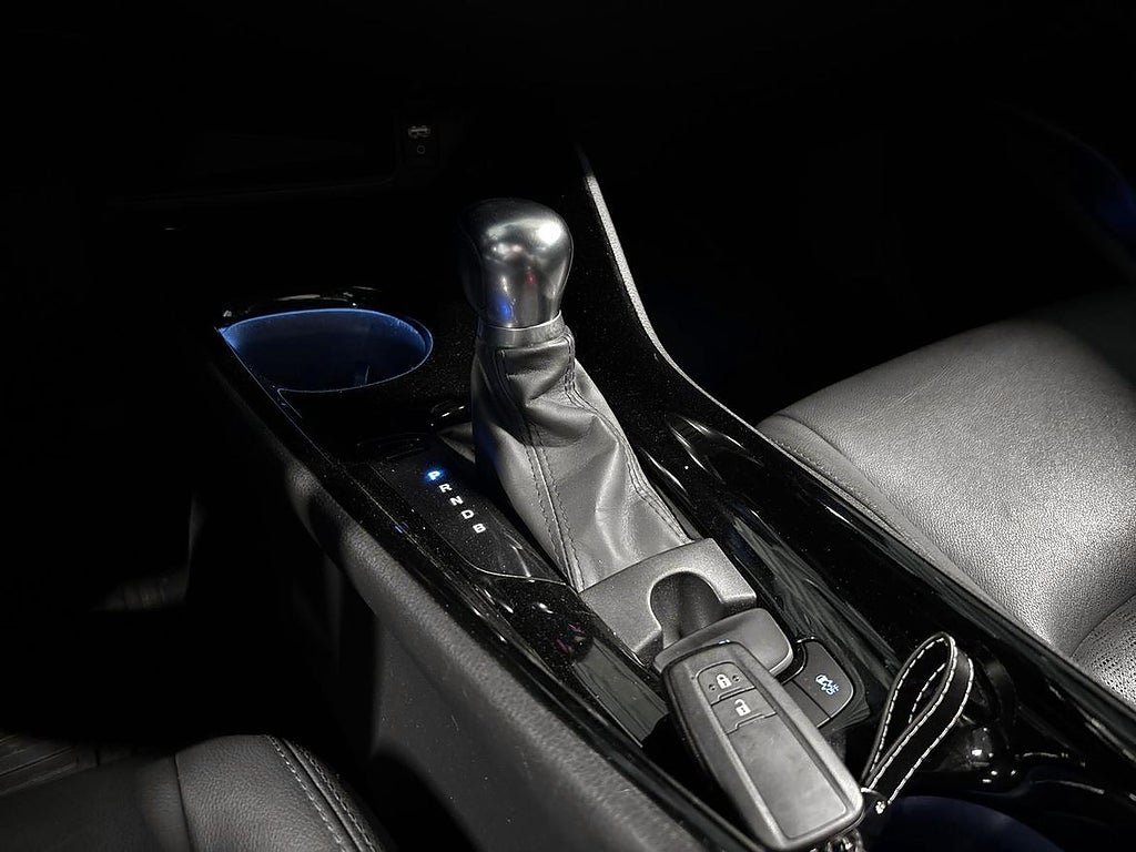 Vehicle Image 18