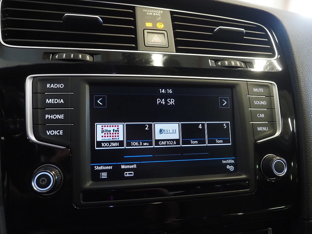 Vehicle Image 19