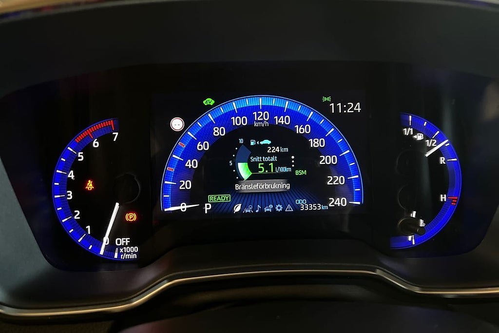 Vehicle Image 16