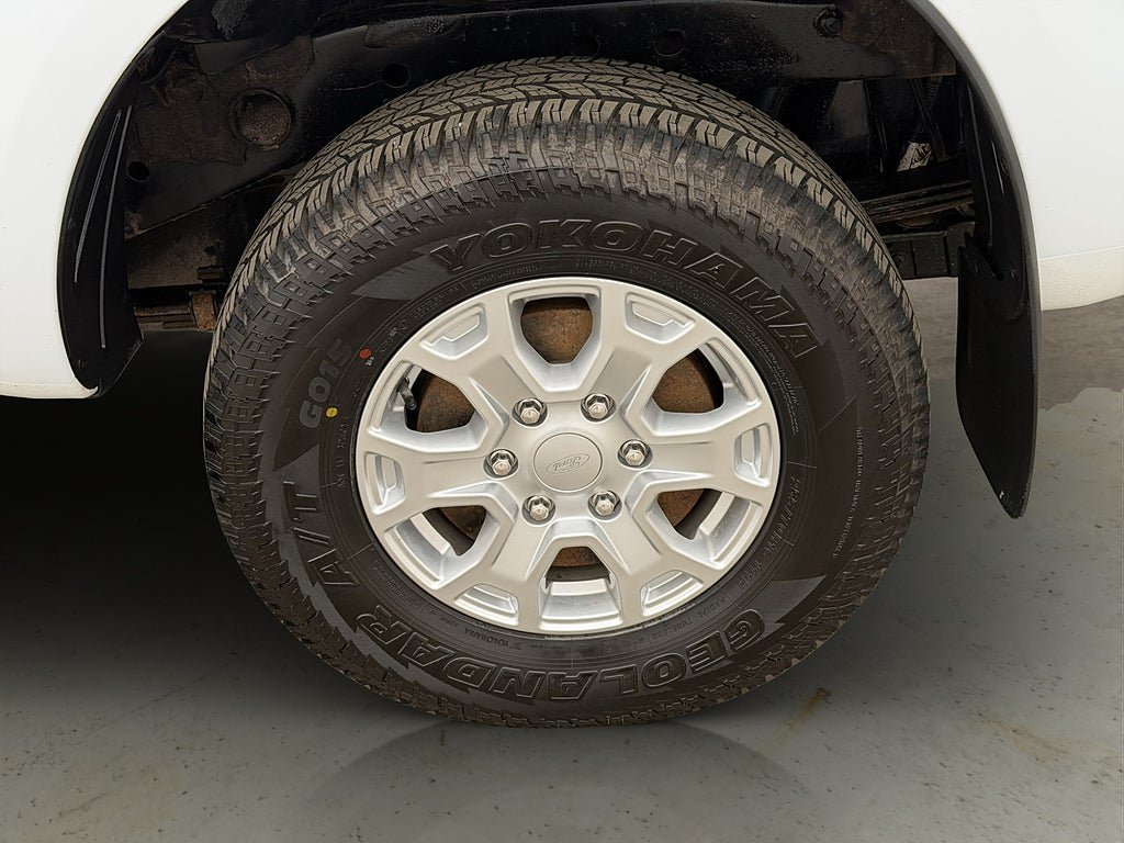 Vehicle Image 31