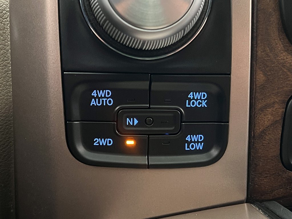 Vehicle Image 22