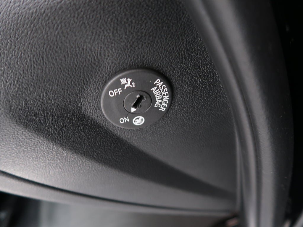Vehicle Image 37