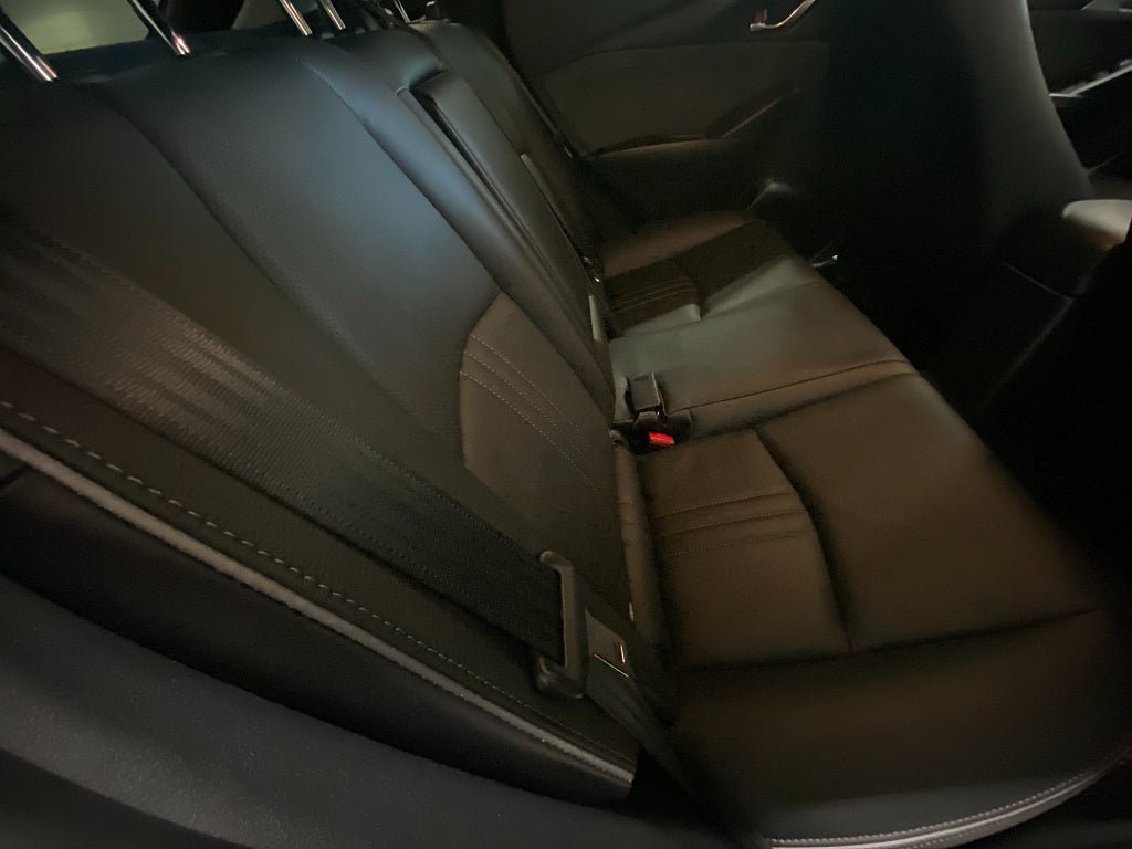 Vehicle Image 17