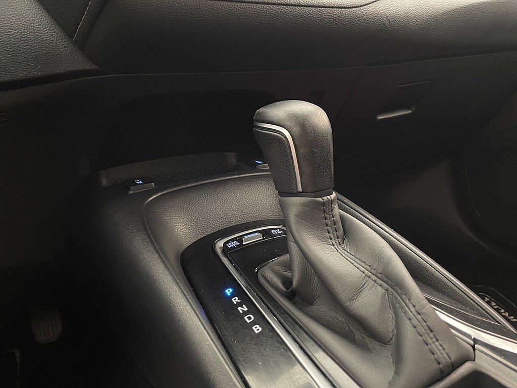 Vehicle Image 18