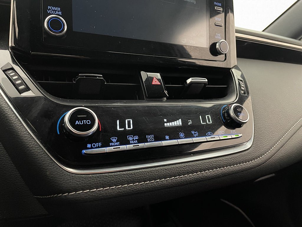 Vehicle Image 19