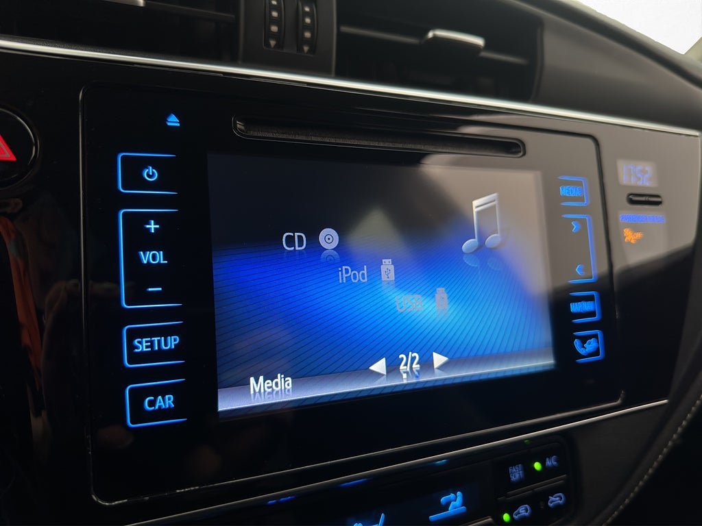 Vehicle Image 19