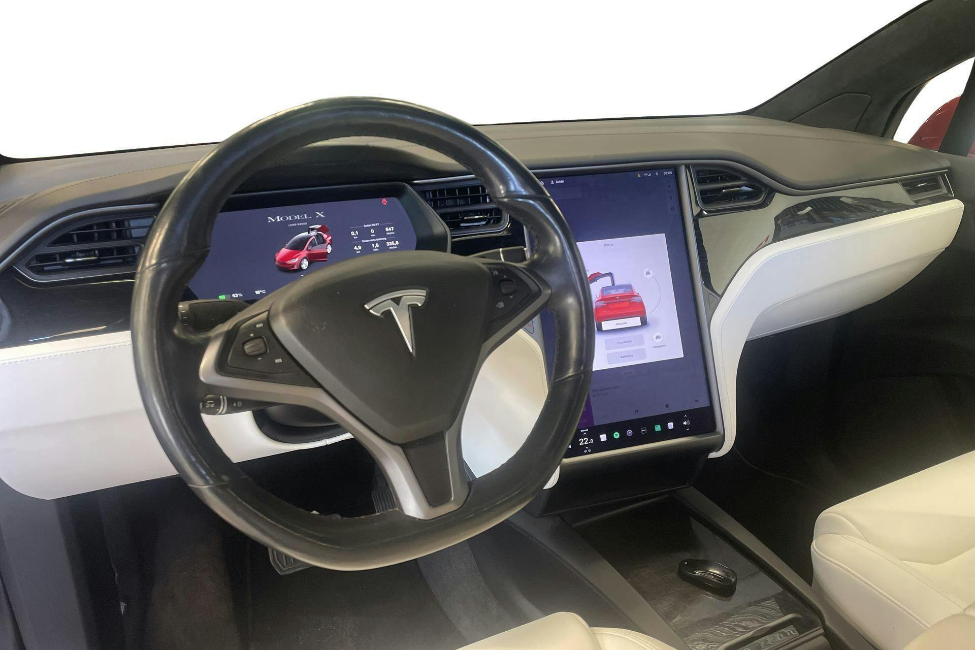 Vehicle Image 11