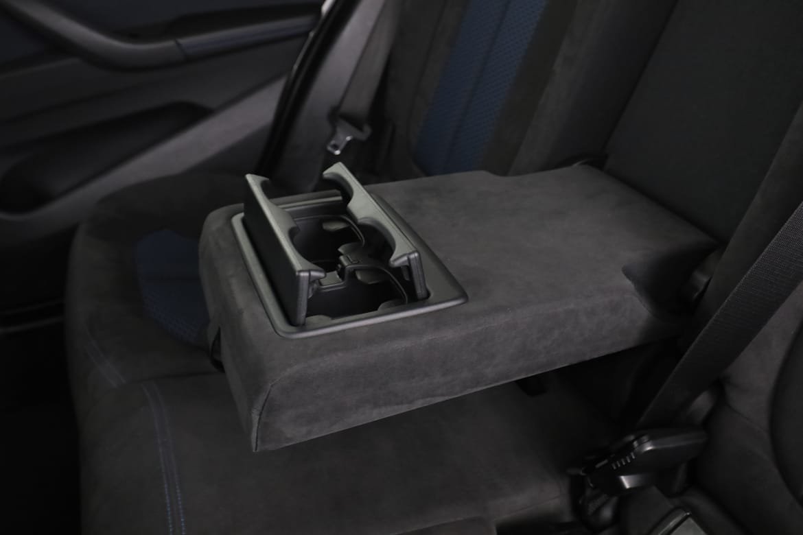 Vehicle Image 38