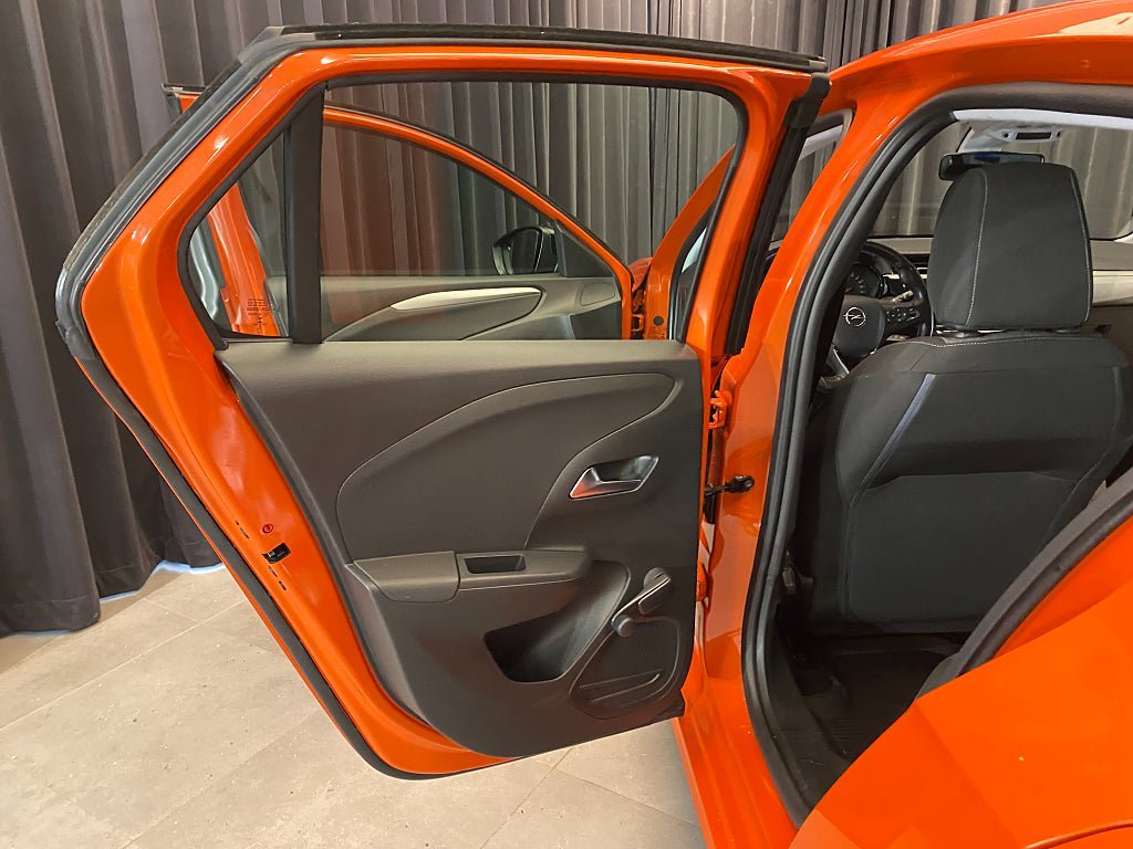 Vehicle Image 24
