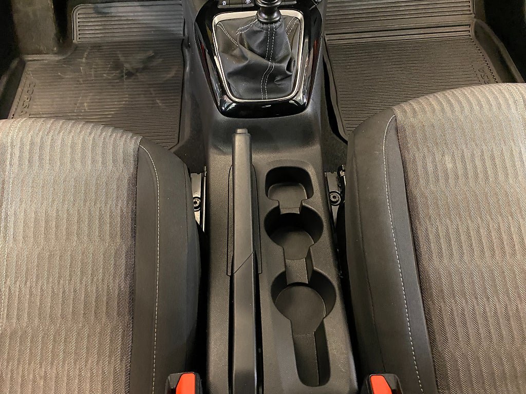 Vehicle Image 37
