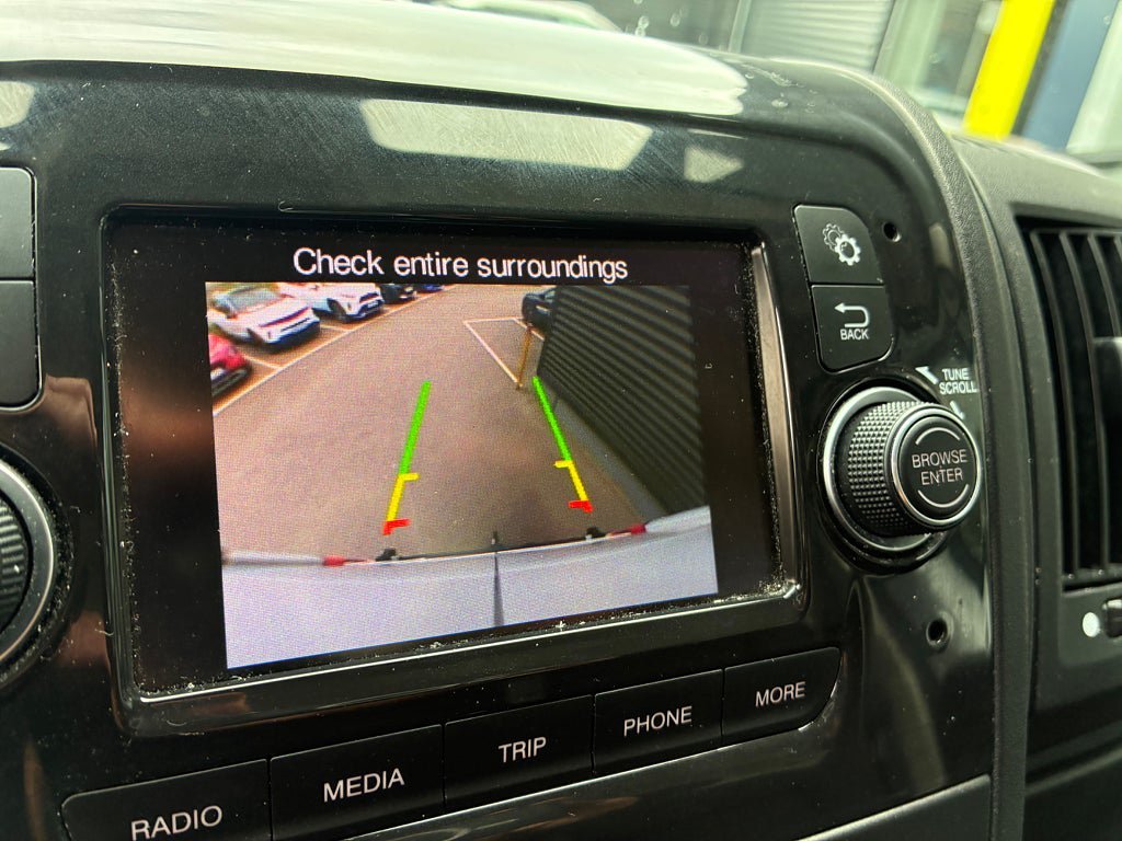 Vehicle Image 8
