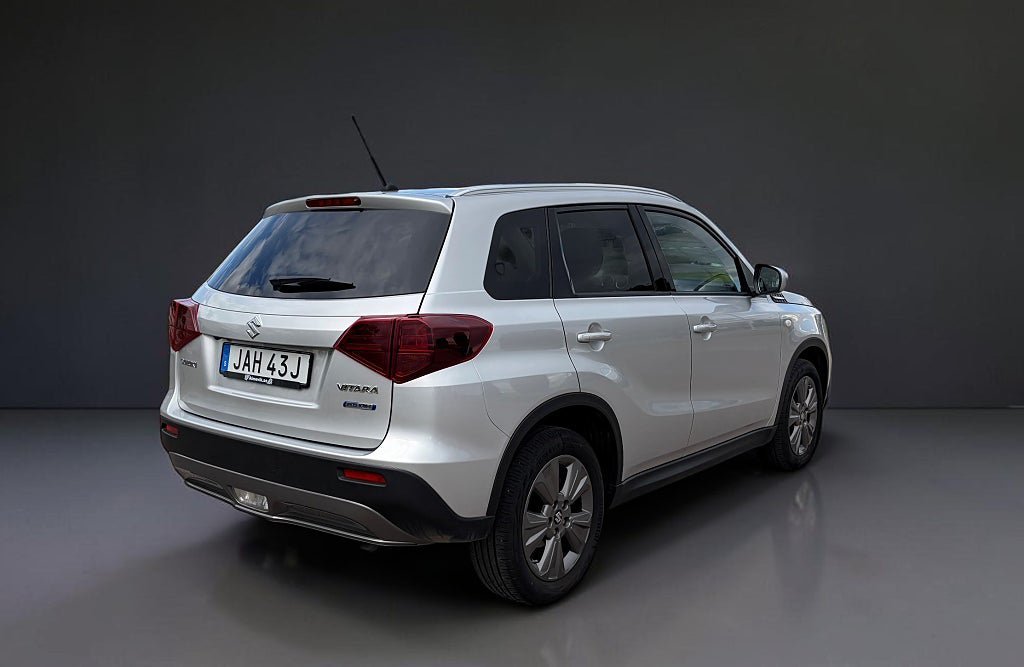 Vehicle Image 6