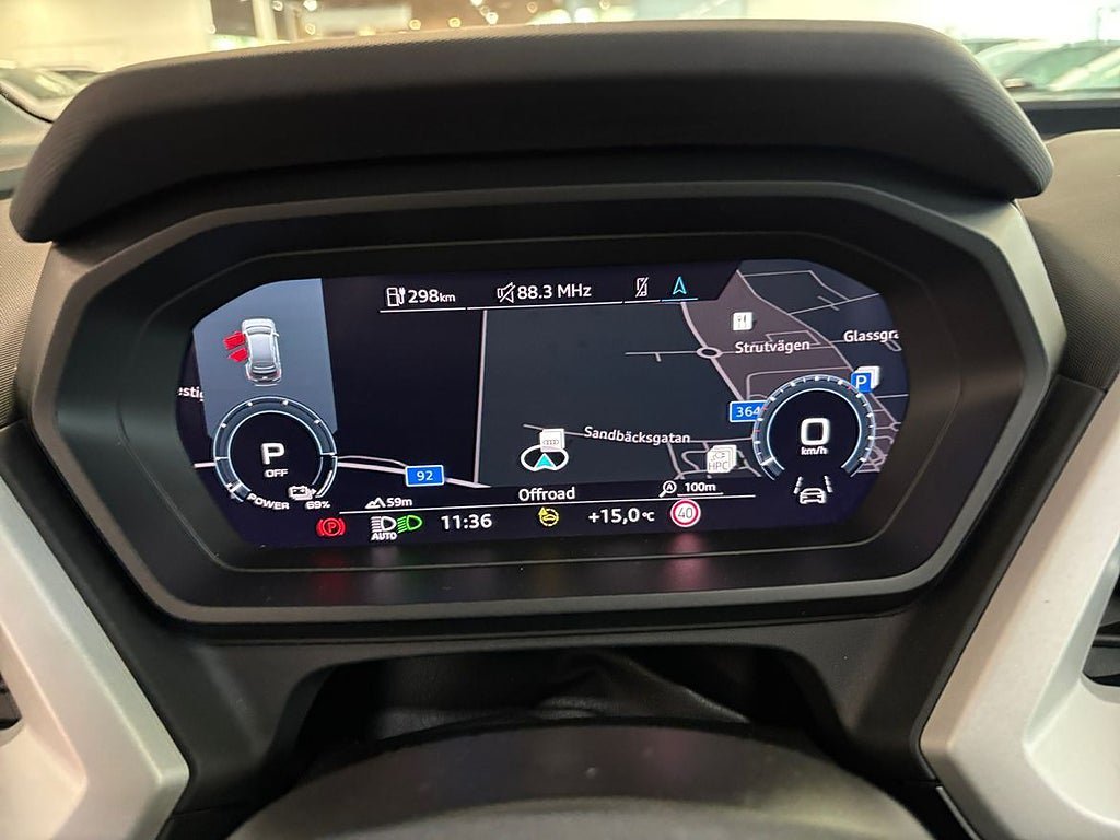 Vehicle Image 11