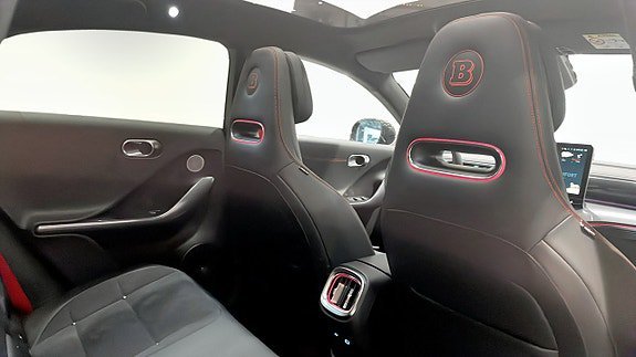 Vehicle Image 23