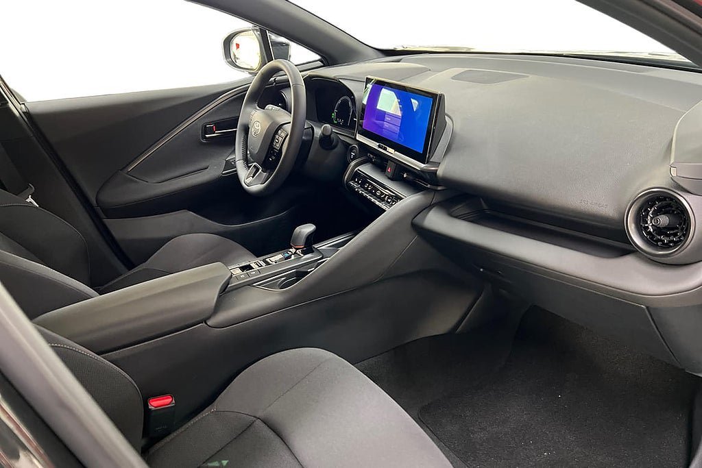 Vehicle Image 11