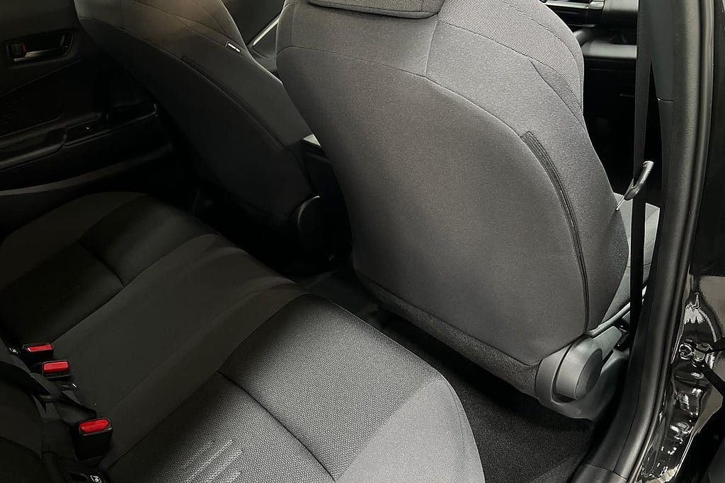 Vehicle Image 12