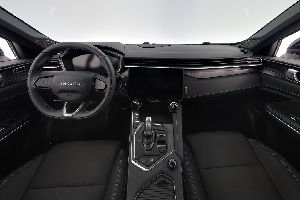 Vehicle Image 13