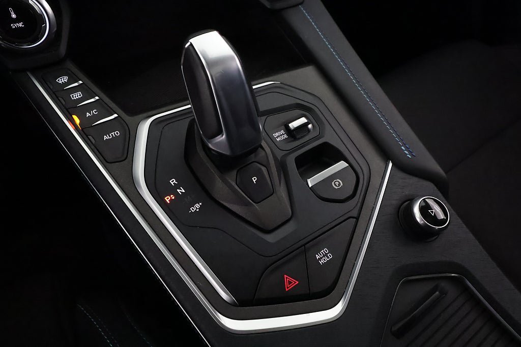 Vehicle Image 23