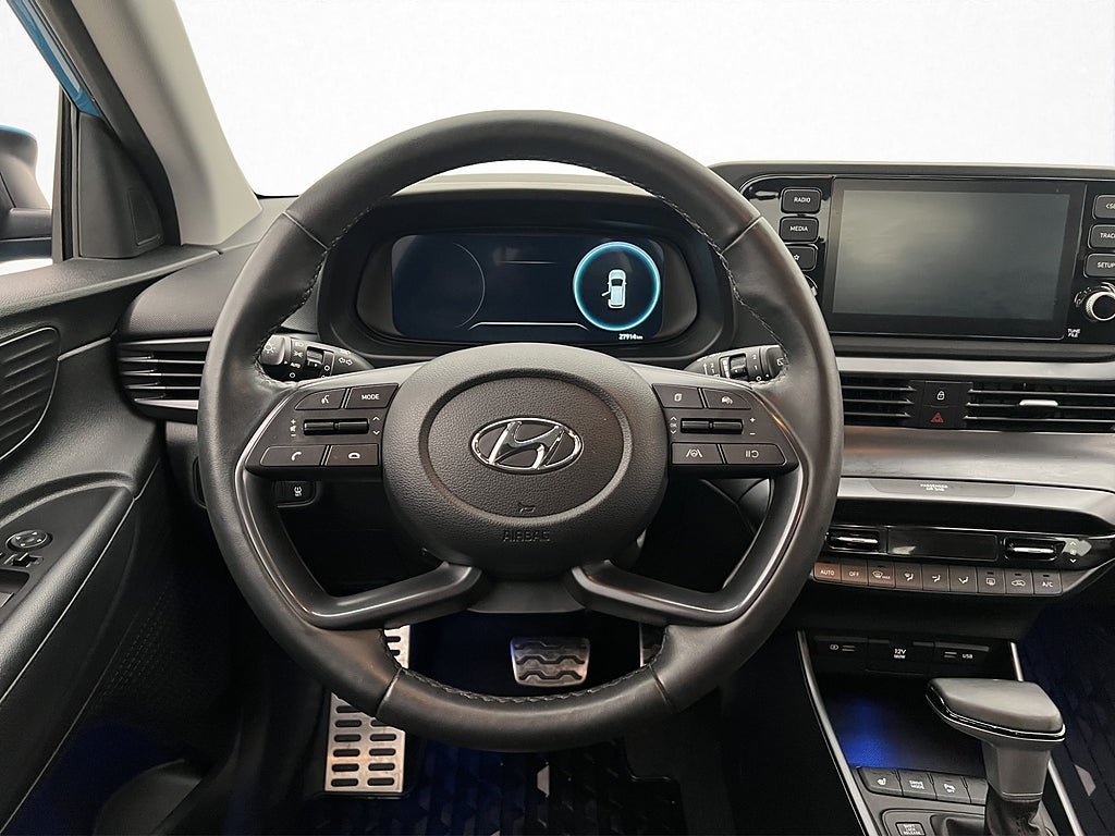 Vehicle Image 13