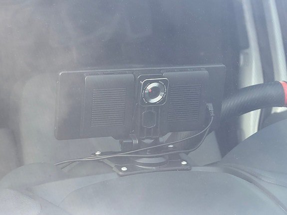Vehicle Image 26