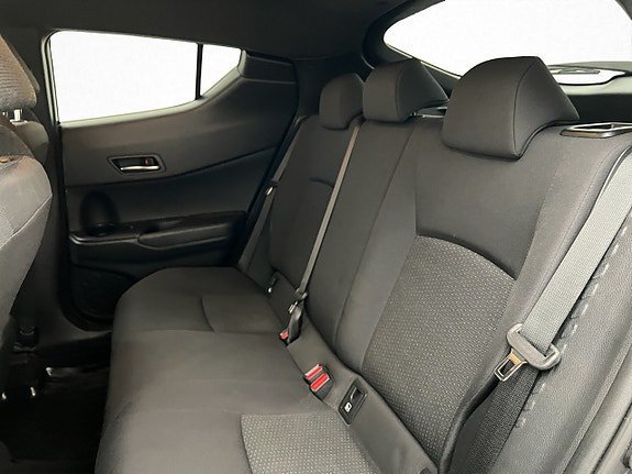 Vehicle Image 26