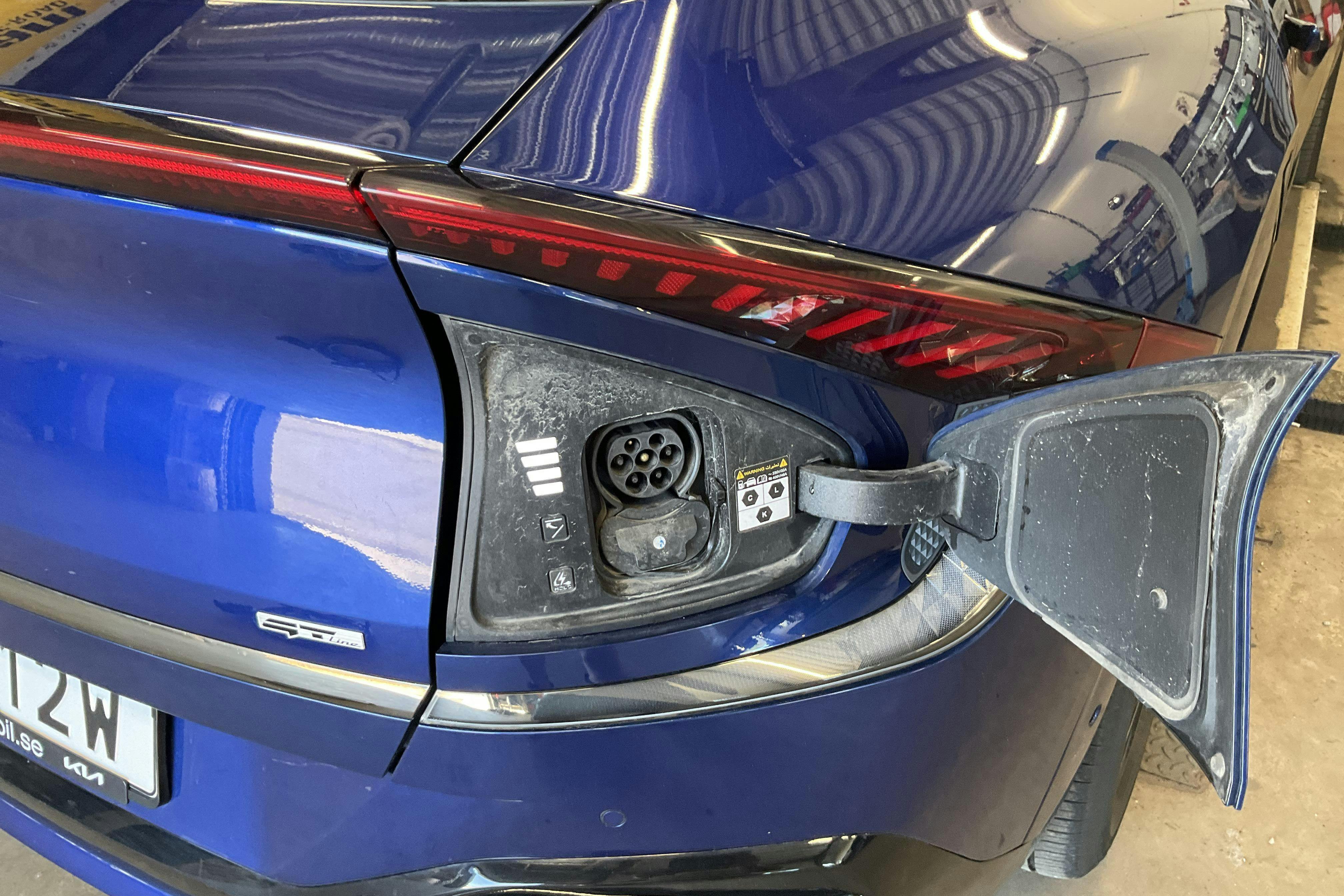 Vehicle Image 15