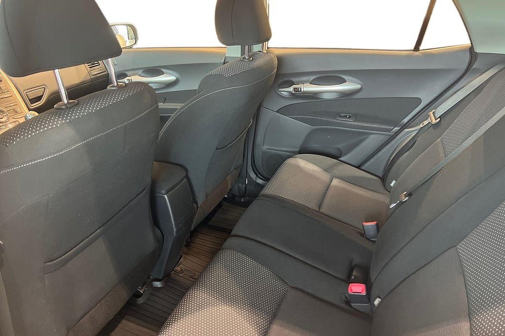 Vehicle Image 13